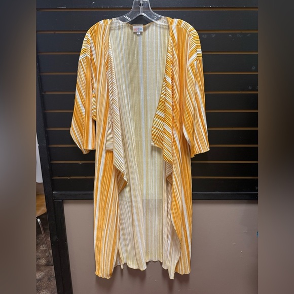 Lularoe Shirley medium NWT Kimono Open Cardigan Yellow Accordian - Picture 1 of 4